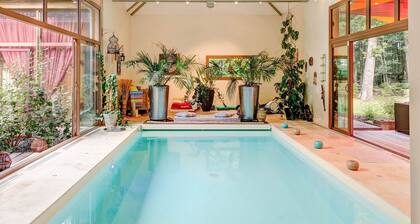 Dream Villa in the Forest With Private Indoor Heated Swimming Pool, Jacuzzi!
