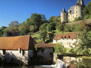 Exterior - Cozy Holiday Home With Private Garden in Savignac-lédrier (Savignac-Ledrier)