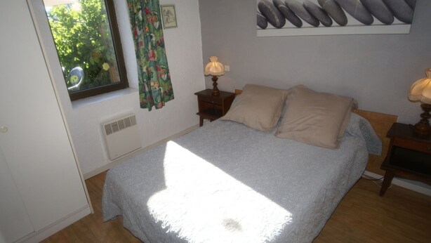 3 bedrooms, individually furnished - Holiday Home With Very Beautiful View of Marquay , Close to the Caves (Marquay)