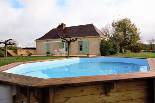 Peaceful Stay in Thedirac