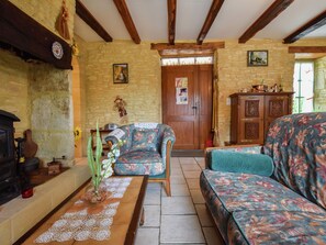 House | Living room - Peaceful Stay in Thedirac (Thedirac)