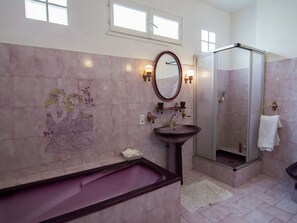 House | Bathroom - Old Wine Storehouse With Terrace and Garden (Thezan-les-Beziers)