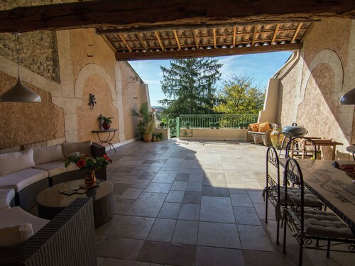 Old Wine Storehouse With Terrace and Garden