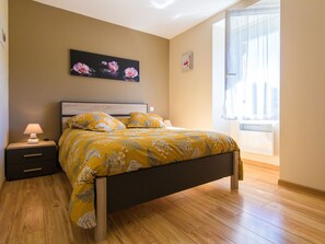House | Room amenity - Beautiful Holiday Home Near Lake and Forest (Savignac-Ledrier)