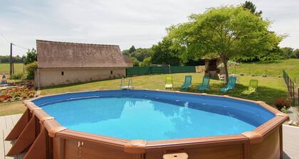 Beautiful Holiday Home Near Lake and Forest