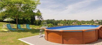 Beautiful Holiday Home Near Lake and Forest