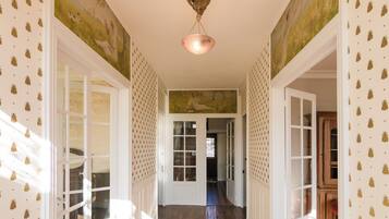 House | Reception