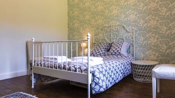 House | Room amenity