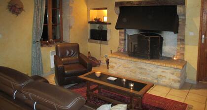 Holiday Home in Isenay Near Lake and Forest