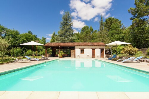 Mansion in Bourgnac With Garden