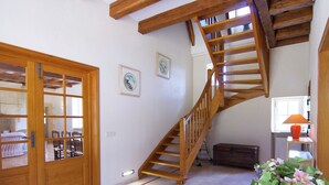 Reception - Large Luxury Country House With Private Pool and Stunning View (Marminiac)