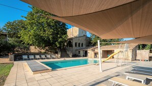 Unclassified image, 3 of 39, button - Holiday Home in Saint-marcel-de-careiret With Heated Pool (Saint-Marcel-de-Careiret)
