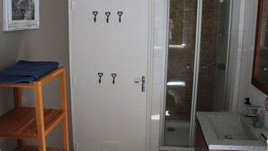 Bathroom - Wonderful Holiday Home With Private Pool and Terraces Near Dun-les-places (Dun-les-Places)