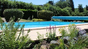 Pool - Wonderful Holiday Home With Private Pool and Terraces Near Dun-les-places (Dun-les-Places)