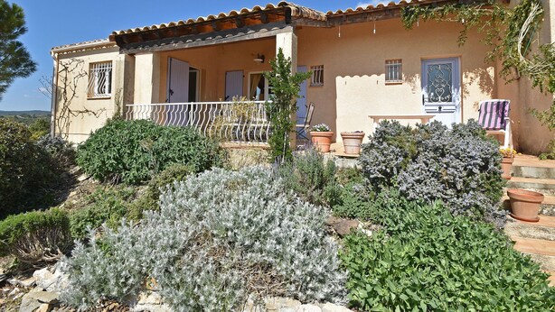 Unclassified image, 1 of 37, button - Single Storey Villa With Private Pool and Large Garden on the Edge of Wine Village (Saint-Jean-de-Minervois)