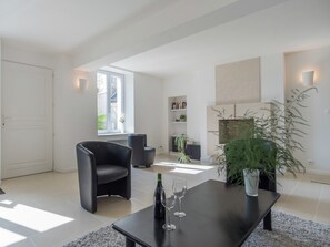 House | Living room