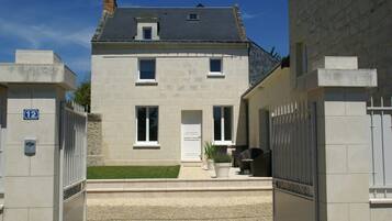 House | Bahagian luar