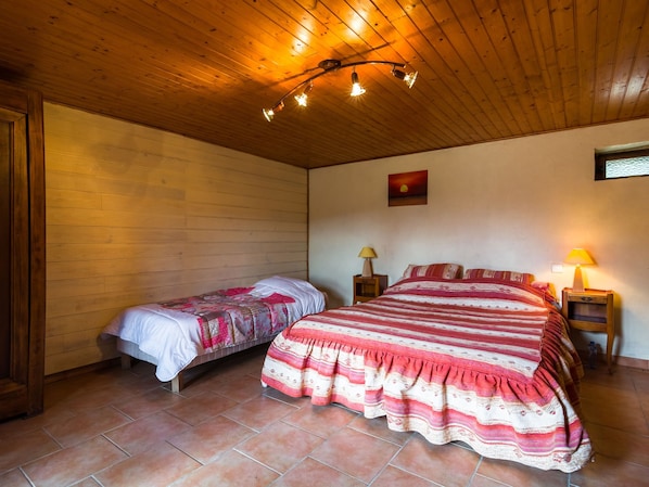 House | Room amenity - Blanquefort Hill Retreat (Blanquefort-sur-Briolance)