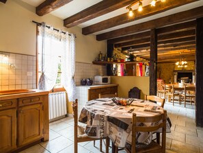 House | Private kitchen - Blanquefort Hill Retreat (Blanquefort-sur-Briolance)