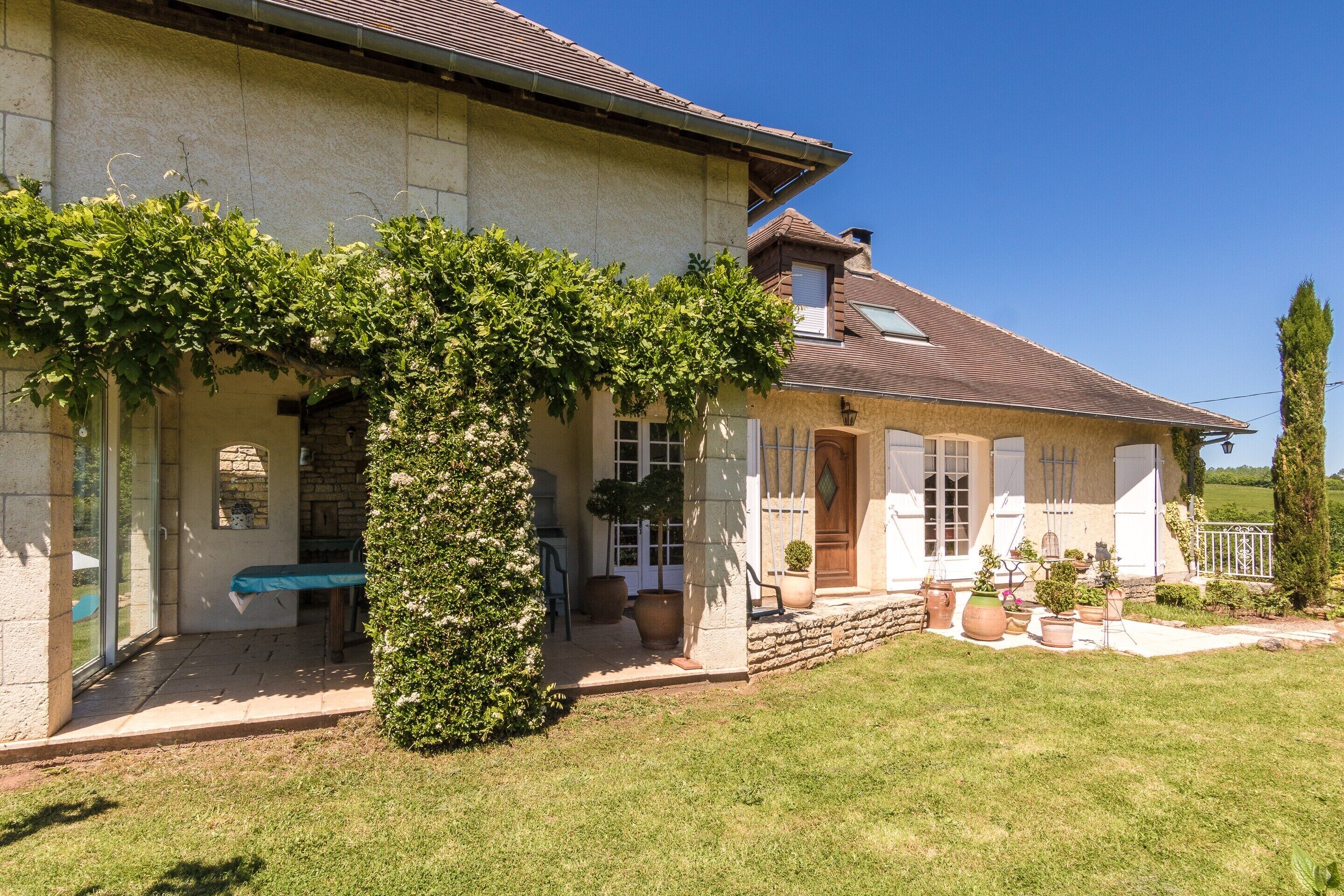 Villa | Exterior