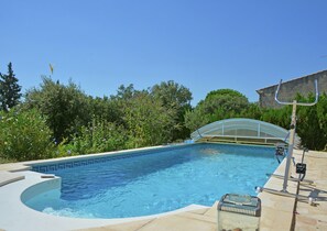 Pool - Saint-maximin: Pool & Peace (Saint-Maximin)
