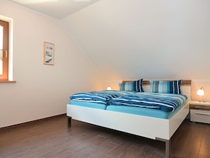 3 bedrooms, individually furnished, bed sheets - Apartment in Bavaria Near Forest Trails (Eslarn)