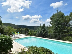 Outdoor pool, a heated pool - Villa With Heated Pool, Beautiful View and Garden, Near Vaison-la-romaine (Mollans-sur-Ouveze)