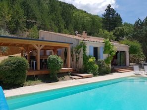 Exterior - Villa With Heated Pool, Beautiful View and Garden, Near Vaison-la-romaine (Mollans-sur-Ouveze)