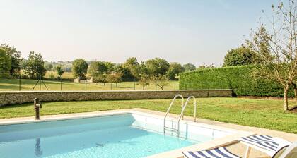 Slate-roofed Hideaway