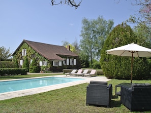 Exterior - Magnificent Mansion With Private Swimming Pool in Quiet Location Near Décize (Charrin)