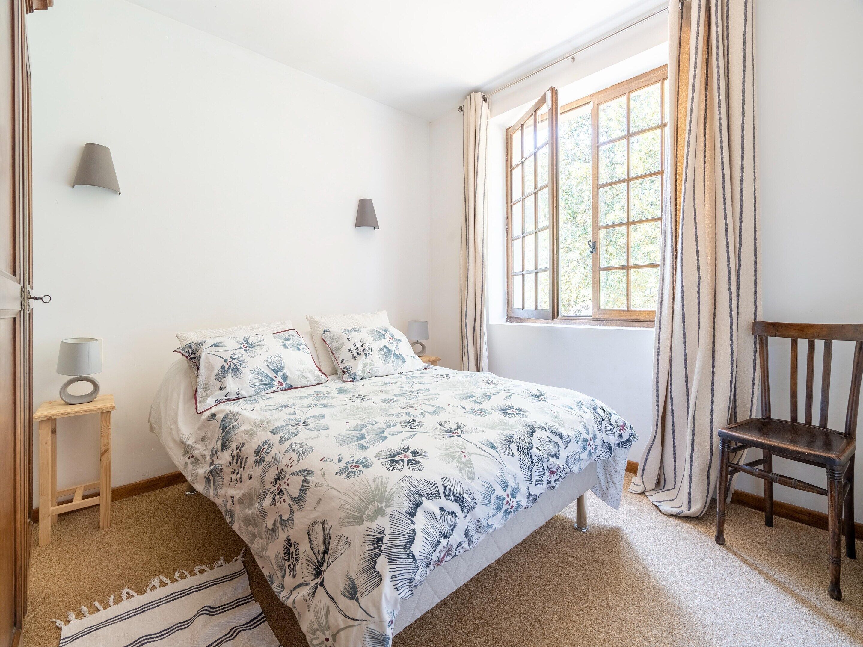 House | 2 bedrooms, individually furnished, bed sheets