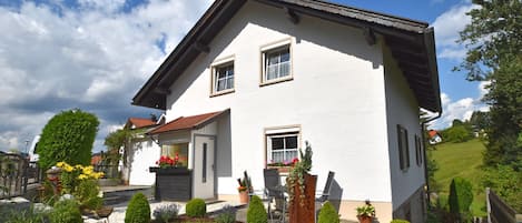 House | Exterior