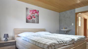 Ferienhaus | 3 Schlafzimmer, individuell eingerichtet, Bettwäsche