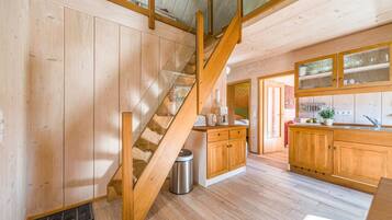 Apartment | Private kitchen | Electric kettle, highchair