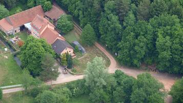 House | Bahagian luar