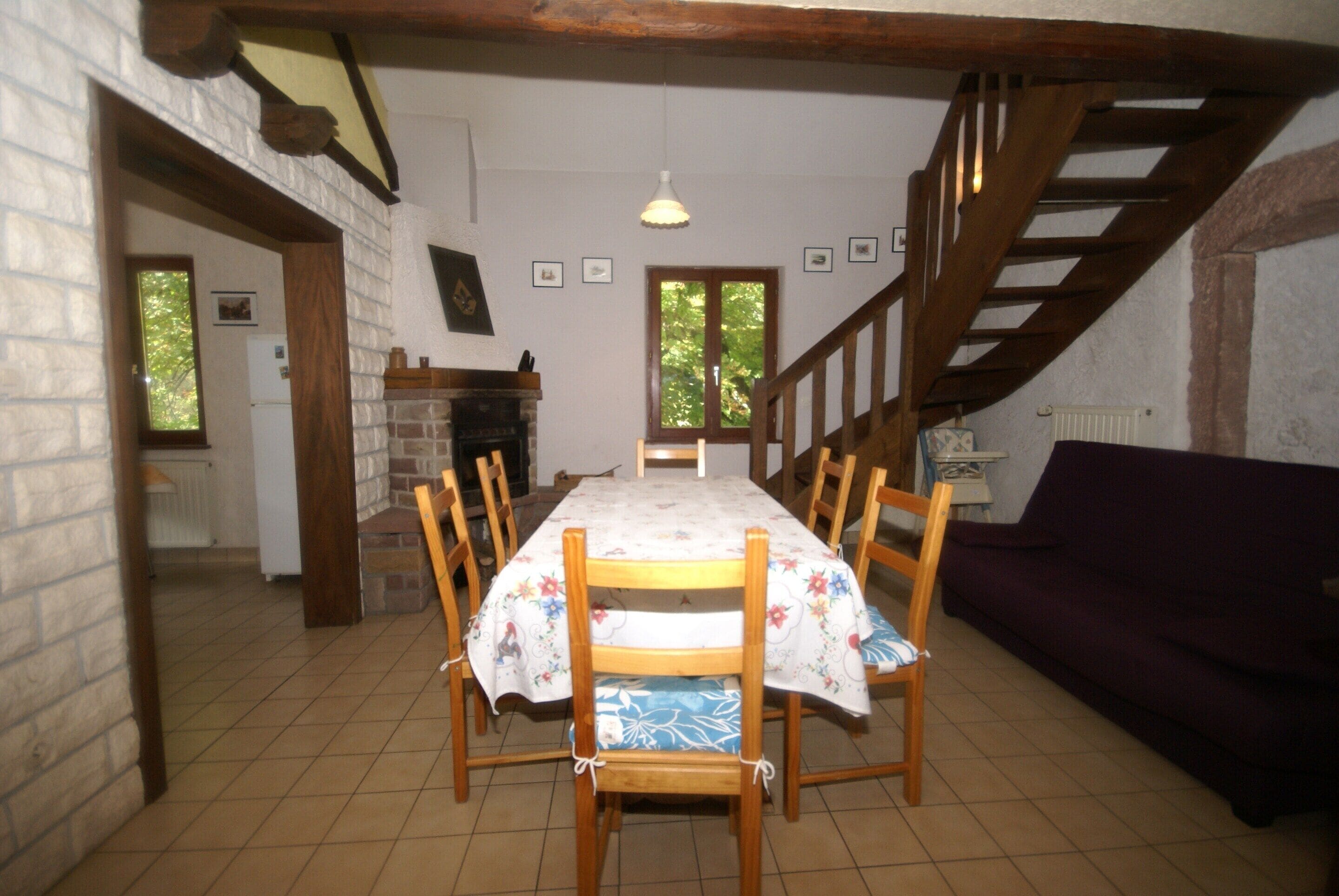 House | Living room | DVD player
