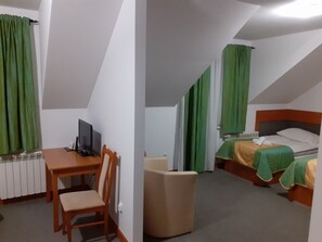 開放式客房, 露台 | 客廳 | 平面電視