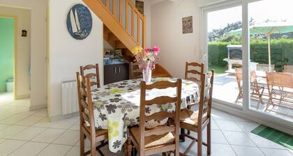 Lovely Holiday Home With Private Garden in Normandy