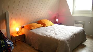 Rumah | 3 kamar tidur dan dilengkapi dengan perabotan berbeda-beda