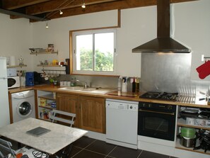 House | Private kitchen - Nature Escape in Loubressac With Pool (Loubressac)