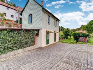 House | Bahagian luar