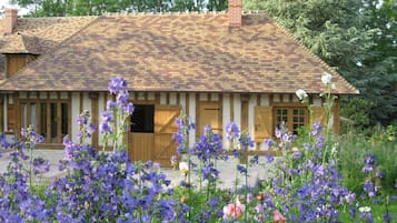 House | Exterior