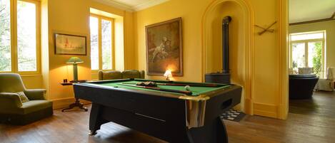 House | Games room