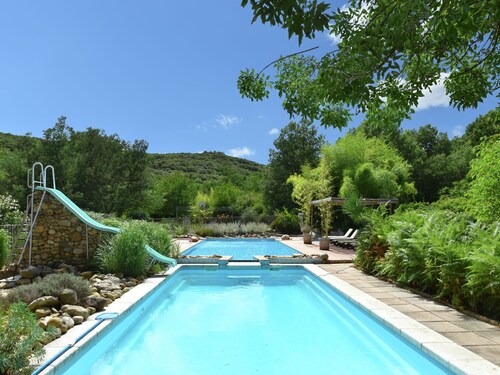Gorgeous Villa in Les Mages With Jacuzzi