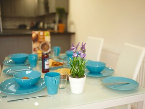 Interior - Fishponds Place 355a (Bristol)