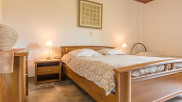 House | Room amenity