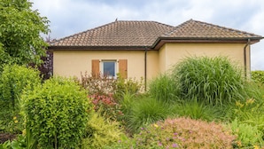 Exterior - Pleasant Holiday Home With Private Pool (Saint-Nexans)