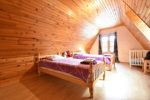 House - Timeless Charm in Perigord (Saint-Leon-sur-Vezere)