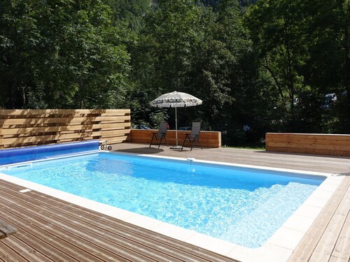 Modern Chalet With Swimming Pool and Sauna in Venosc