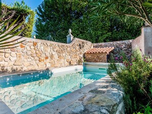 House | Pool - Holiday Home in Lorgues With Pool and Terrace (Lorgues)